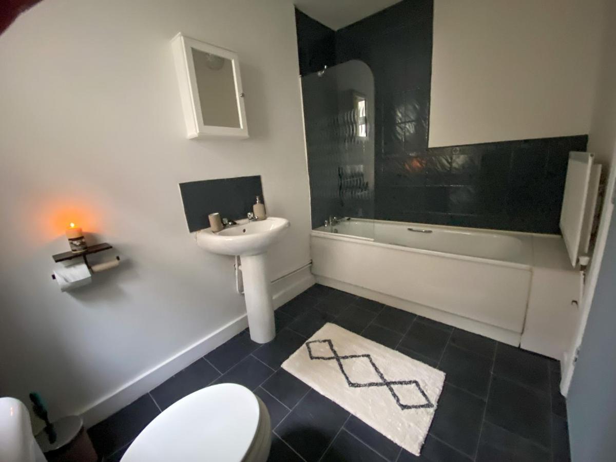Cheap & Cheerful Apartment Near Bangor Marina Екстер'єр фото